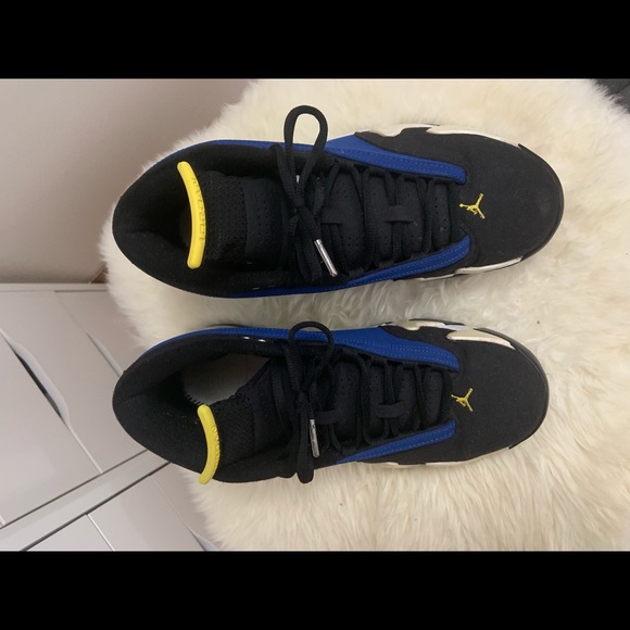 Jordan 14s Blue Yellow Black low laney - Picture 4 of 6